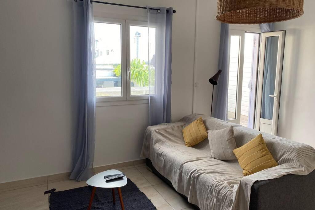 « L'Escale » Apartment Le Port Bagian luar foto